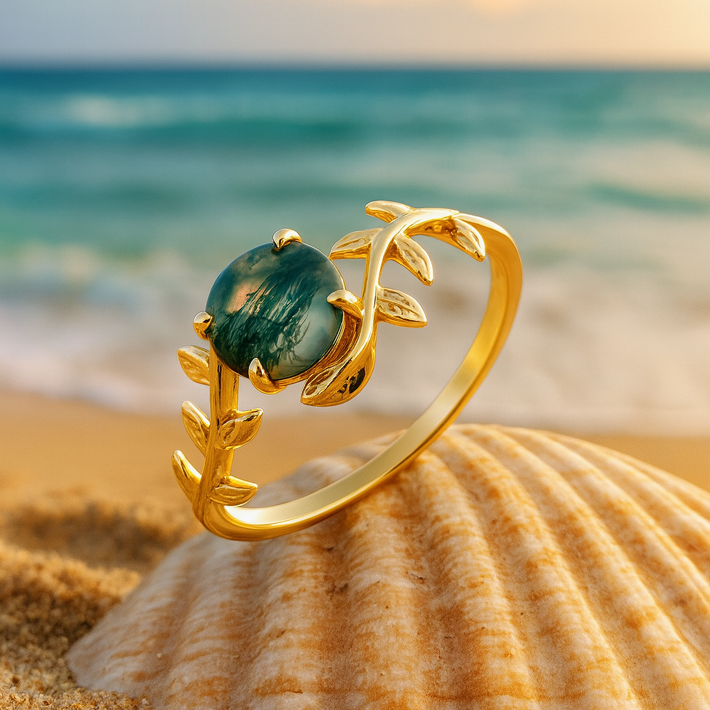 Emerald Breeze β Leaf-Inspired Golden Ring with Green Agate