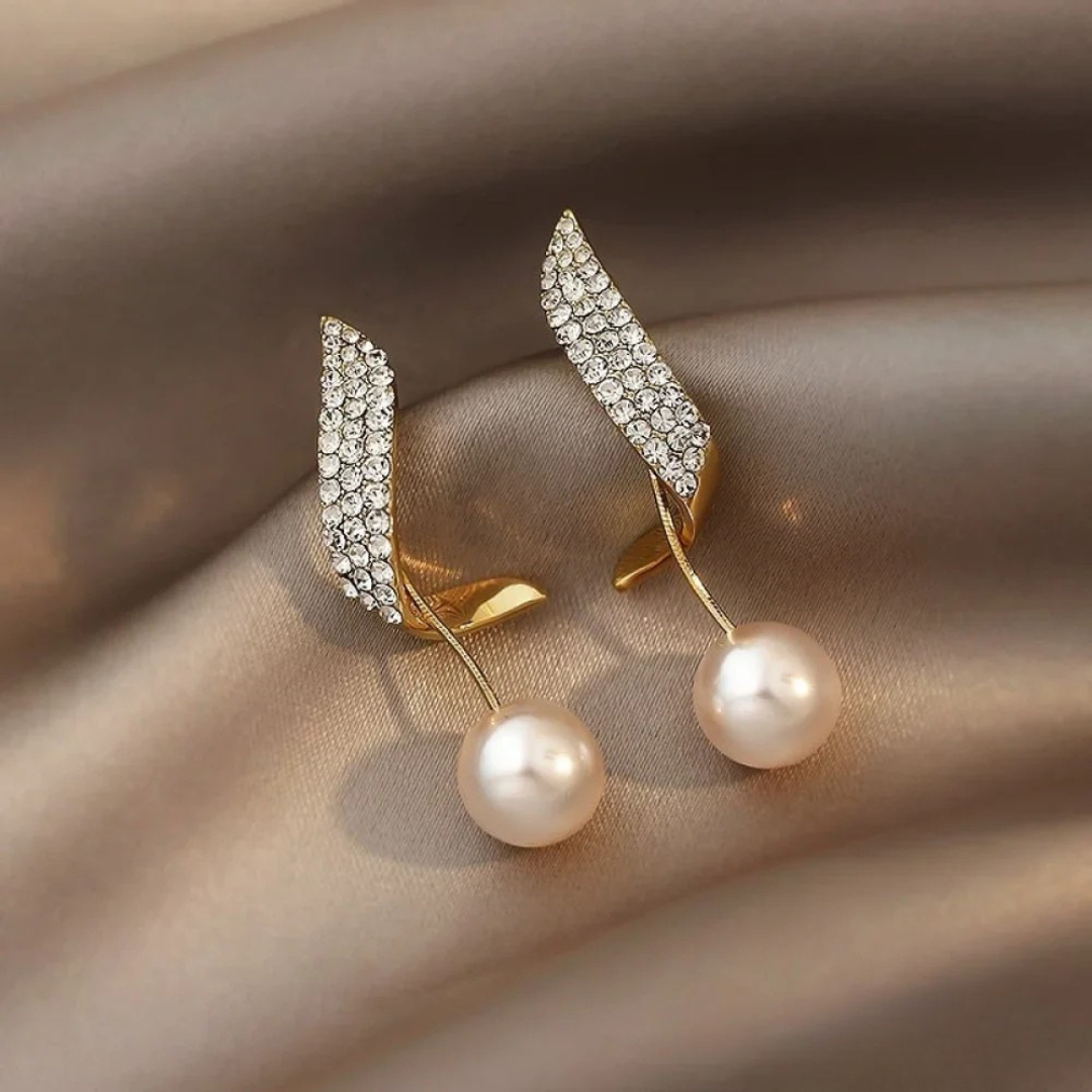 Elegant Pearl Drop Earrings