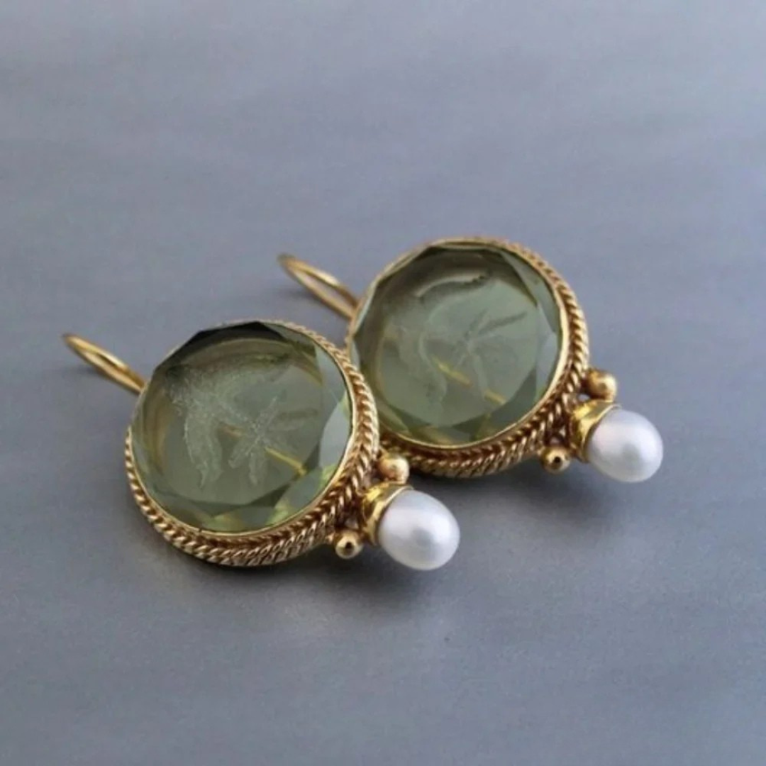 Retro Green Stone Bead Earrings