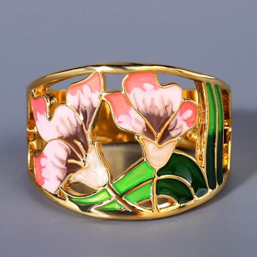 Vintage Flower Gold Enamel Ring