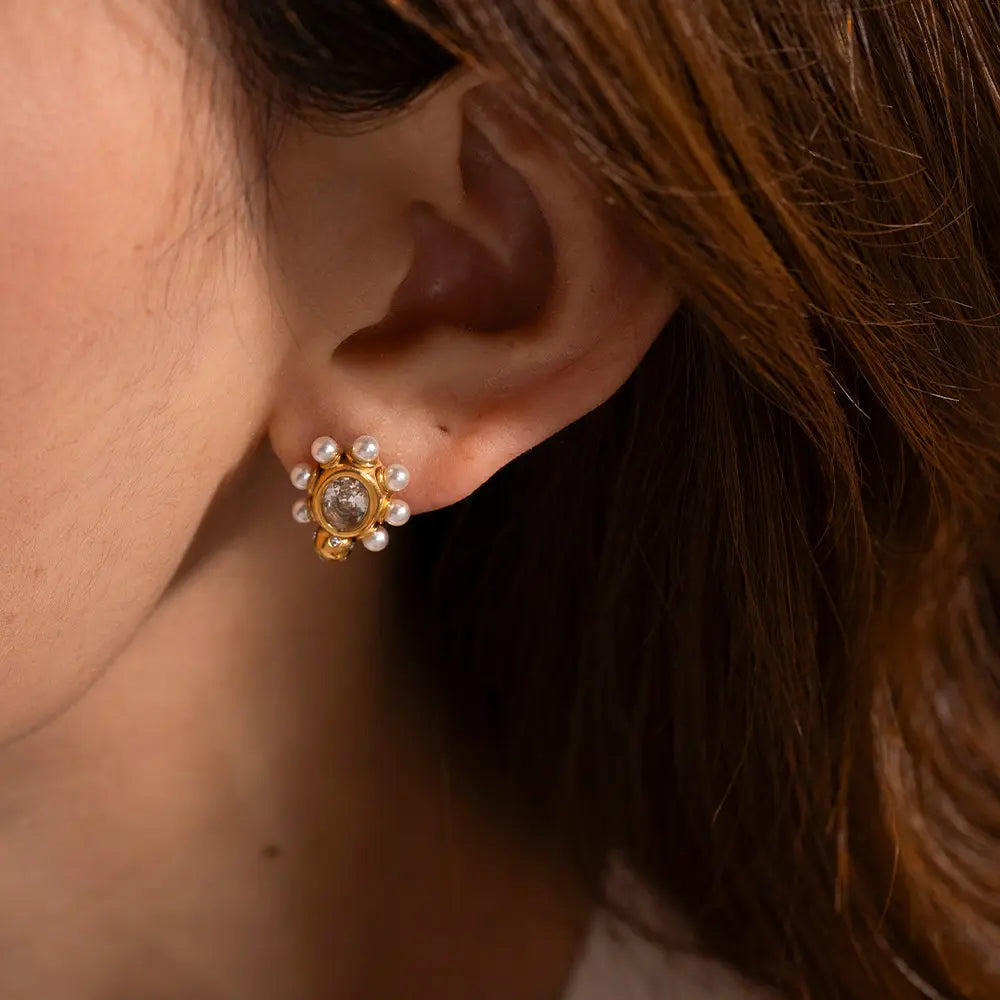 Elegant Gold Earrings with Pearls