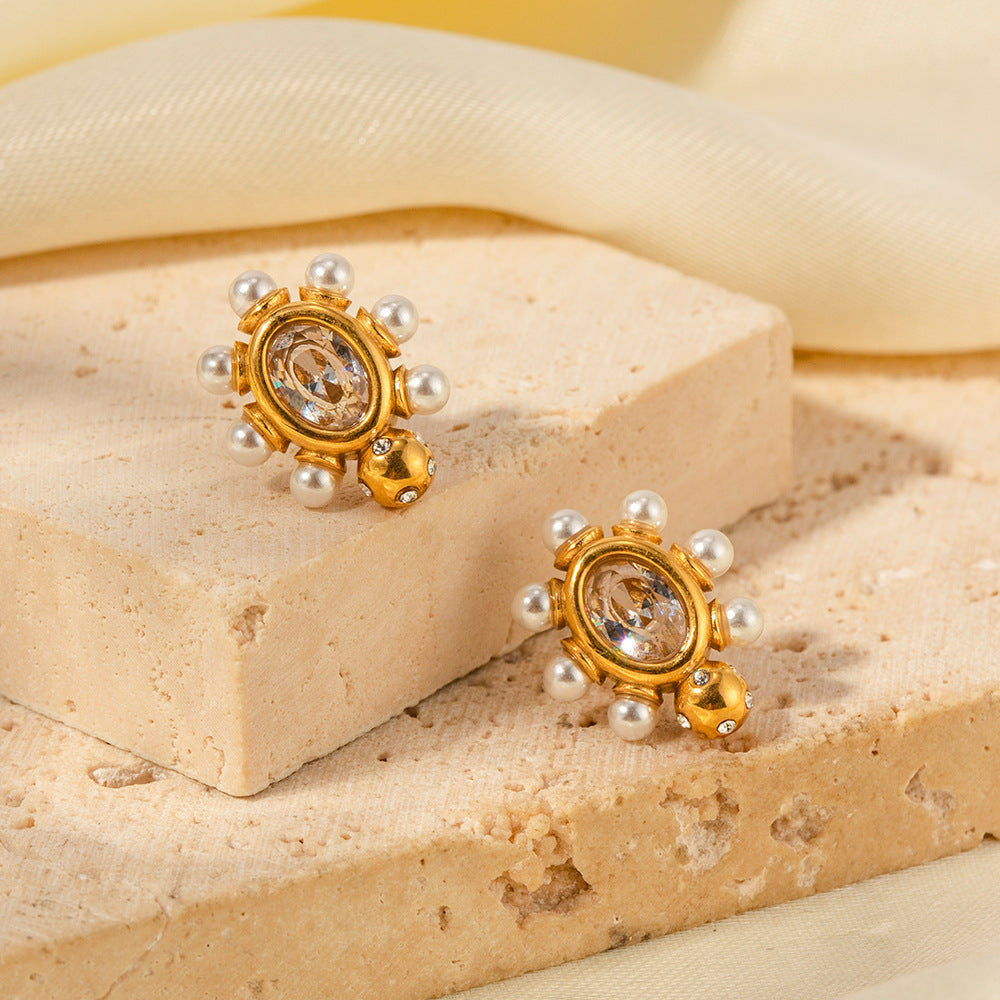 Elegant Gold Earrings with Pearls