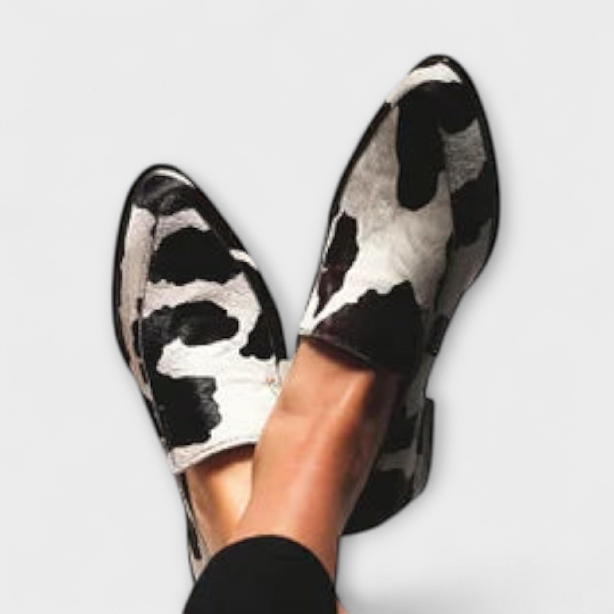 Aveline - Pointed Toe Casual Flats
