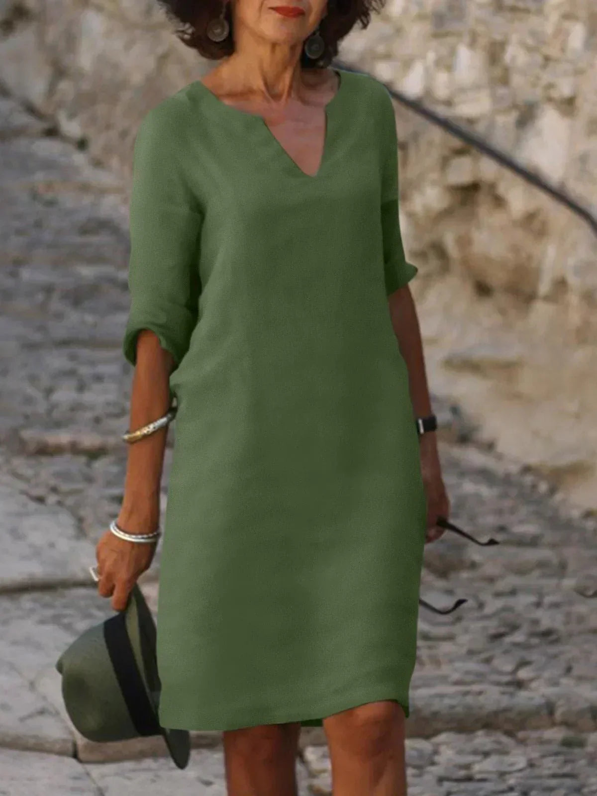 JOSET | Elegant Dress with V-neck