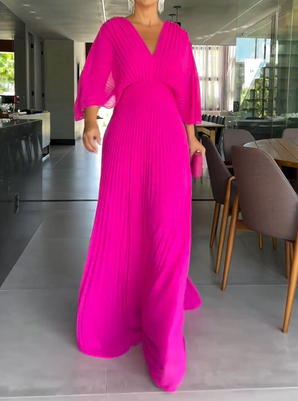 Sassa - Floating Ribbed Dress with V-Neck